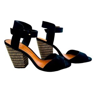 Carrano | Suede ankle handpainted pumps